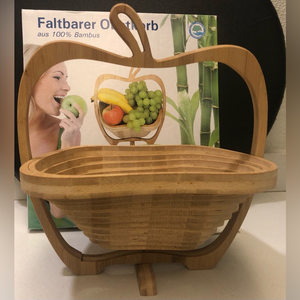 Collapsible 100% Bamboo Basket or Apple shaped Trivet from Germany 10”x11” NWOB